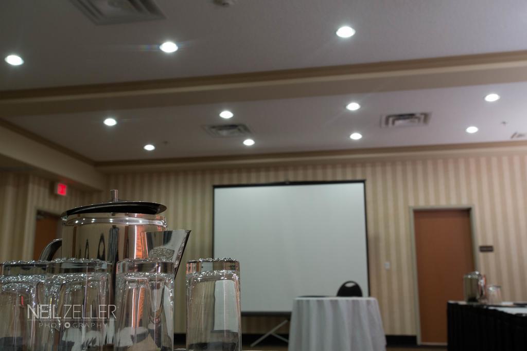 Days Inn & Suites By Wyndham Edmonton Airport Leduc Luaran gambar