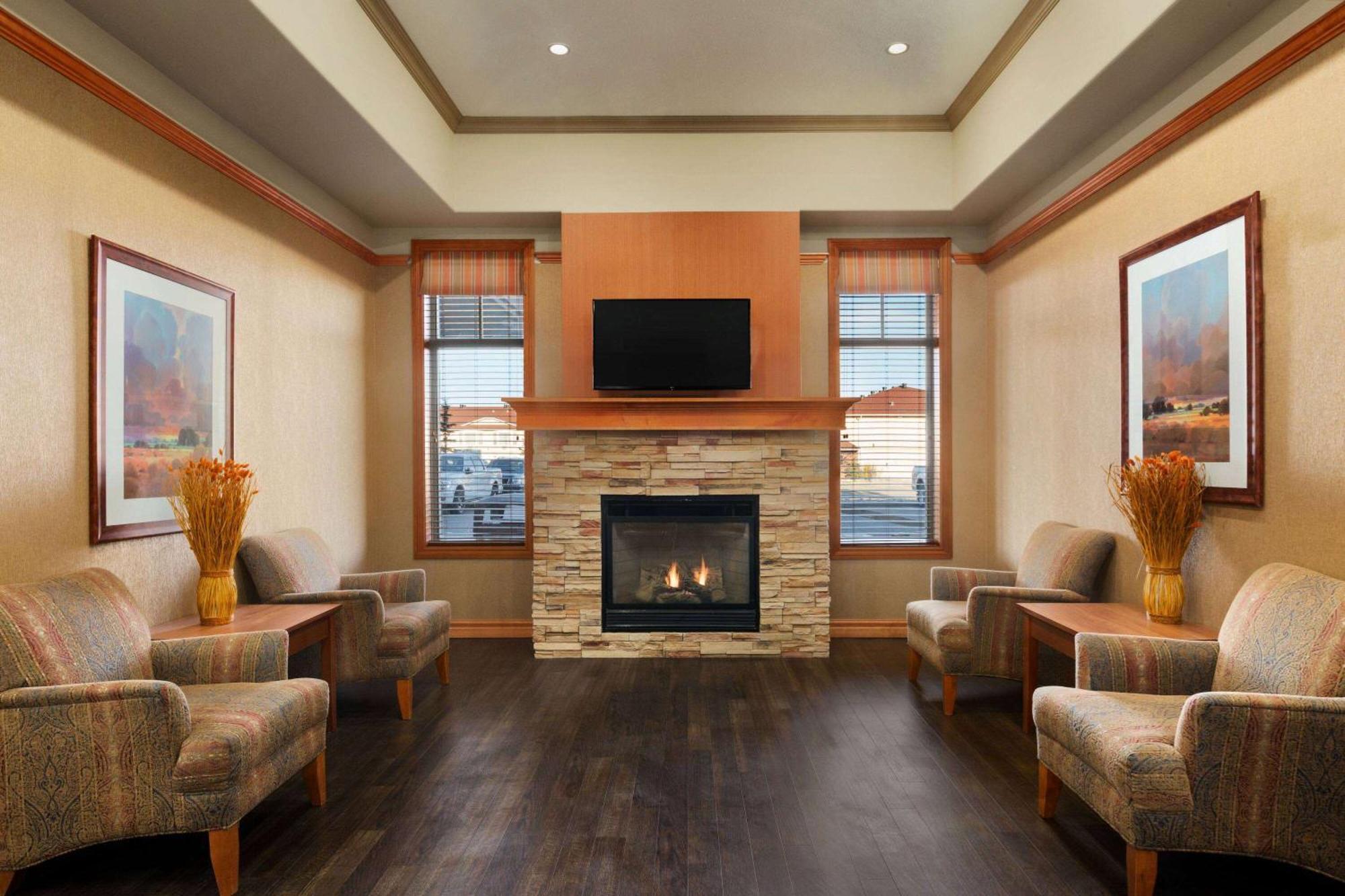 Days Inn & Suites By Wyndham Edmonton Airport Leduc Luaran gambar