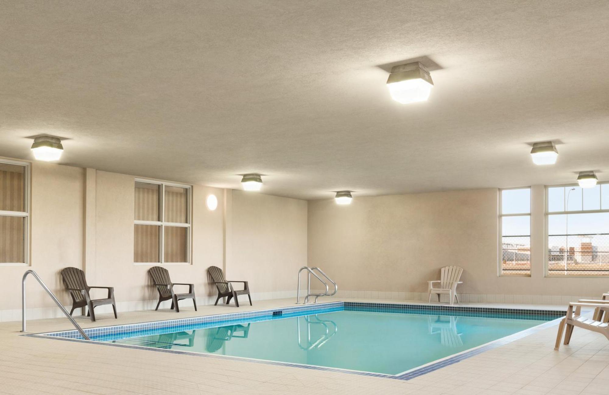 Days Inn & Suites By Wyndham Edmonton Airport Leduc Luaran gambar